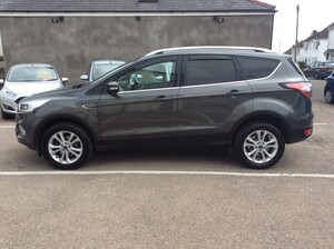 Ford Kuga 1.5 Titanium 5dr