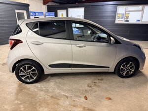 Hyundai i10 1.2 I10 Premium AUTO 5dr