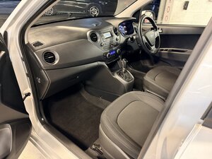 Hyundai i10 1.2 I10 Premium AUTO 5dr