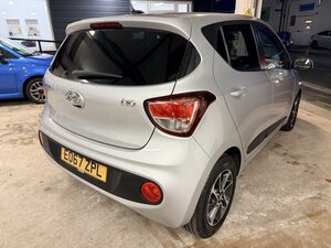 Hyundai i10 1.2 I10 Premium AUTO 5dr