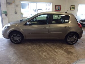 Renault CLIO 1.1 Clio Dynamique Tomtom 16v 5dr