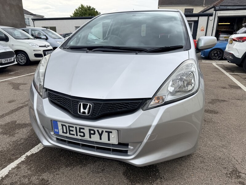 Honda Jazz 1.3 JAZZ ES+ I-vtec CVT 5dr