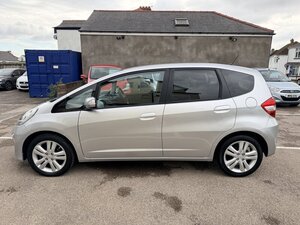 Honda Jazz 1.3 JAZZ ES+ I-vtec CVT 5dr