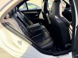 Mercedes-Benz C-Class 6.2 C63 AMG AUTO 4dr