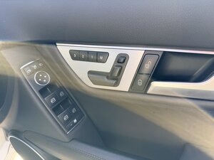 Mercedes-Benz C-Class 6.2 C63 AMG AUTO 4dr