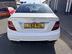 Mercedes-Benz C-Class 6.2 C63 AMG AUTO 4dr
