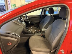 Ford Focus 1.5 Focus Titanium 5dr