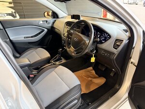 Hyundai i20 1.4 I20 Premium SE MPI AUTO 5dr