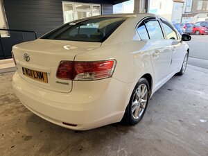 Toyota Avensis 1.8 Avensis TR Valvematic CVT 4dr