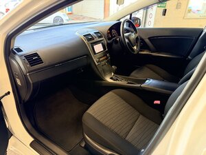 Toyota Avensis 1.8 Avensis TR Valvematic CVT 4dr