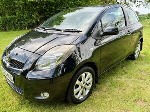 Toyota Yaris 1.0 Yaris T Spirit Vvt-i 3dr