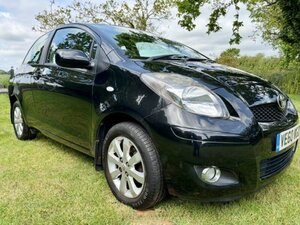 Toyota Yaris 1.0 Yaris T Spirit Vvt-i 3dr