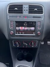 Volkswagen Polo 1.0 POLO SE 5dr