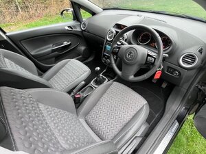 Vauxhall Corsa 1.4 Corsa SE 5dr