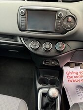 Toyota Yaris 1.0 Yaris ICON Vvt-i 5dr