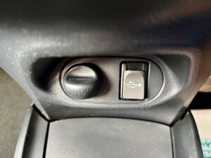 Toyota Yaris 1.0 Yaris ICON Vvt-i 5dr