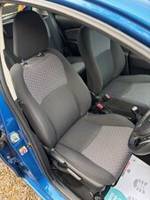 Toyota Yaris 1.0 Yaris ICON Vvt-i 5dr