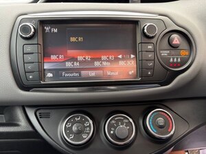 Toyota Yaris 1.0 Yaris ICON Vvt-i 5dr