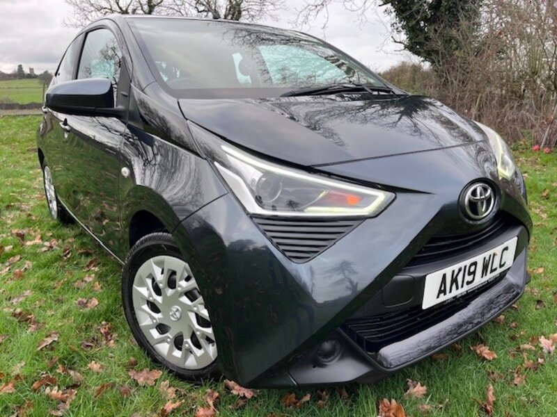 Toyota Aygo 1.0 AYGO X-play Vvt-i 5dr
