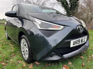 Toyota Aygo 1.0 AYGO X-play Vvt-i 5dr