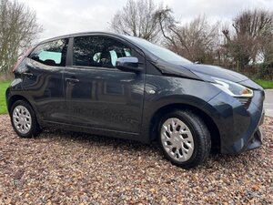 Toyota Aygo 1.0 AYGO X-play Vvt-i 5dr