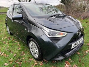 Toyota Aygo 1.0 AYGO X-play Vvt-i 5dr