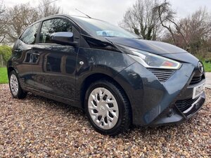 Toyota Aygo 1.0 AYGO X-play Vvt-i 5dr