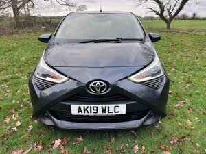 Toyota Aygo 1.0 AYGO X-play Vvt-i 5dr