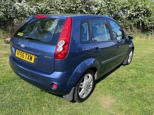 Ford Fiesta 1.4 Fiesta Ghia 5dr