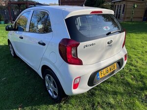 Kia Picanto 1.0 1 5dr