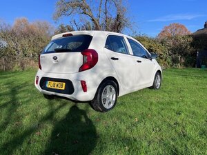 Kia Picanto 1.0 1 5dr