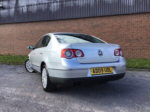 Volkswagen Passat 2.0 Passat Highline TDI 110 4dr