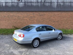 Volkswagen Passat 2.0 Passat Highline TDI 110 4dr