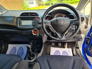 Honda Jazz 1.3 JAZZ ES+ T I-vtec 5dr