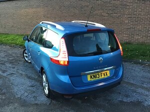 Renault Scenic 1.5 Grand Scenic Dynamique Tomtom DCI 5dr