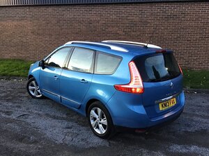 Renault Scenic 1.5 Grand Scenic Dynamique Tomtom DCI 5dr