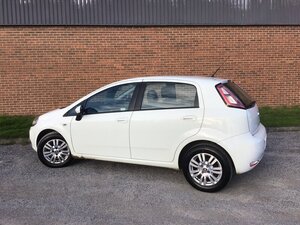 Fiat Punto 1.2 Punto EASY 5dr