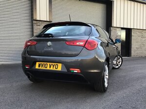 Alfa Romeo Giulietta 1.4 Giulietta Lusso TB 5dr