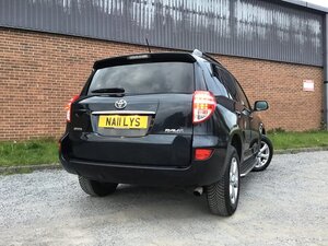 Toyota RAV4 2.2 RAV4 XT-R D-4D 5dr