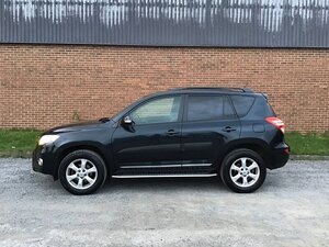 Toyota RAV4 2.2 RAV4 XT-R D-4D 5dr