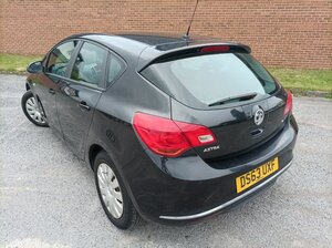 Vauxhall Astra 1.6 Exclusiv 5dr