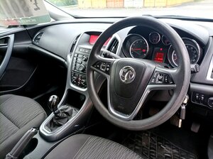 Vauxhall Astra 1.6 Exclusiv 5dr