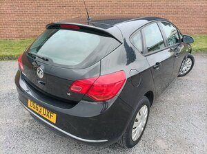 Vauxhall Astra 1.6 Exclusiv 5dr