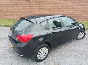 Vauxhall Astra 1.6 Exclusiv 5dr