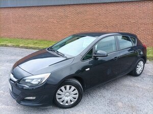 Vauxhall Astra 1.6 Exclusiv 5dr