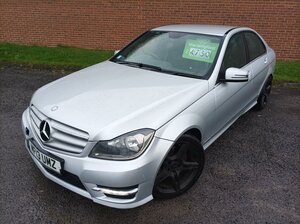 Mercedes-Benz C-Class 2.1 C220 Cdi Blueefficiency Amg Sport 4dr