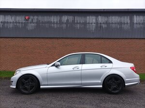 Mercedes-Benz C-Class 2.1 C220 Cdi Blueefficiency Amg Sport 4dr