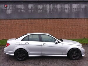 Mercedes-Benz C-Class 2.1 C220 Cdi Blueefficiency Amg Sport 4dr