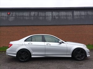 Mercedes-Benz C-Class 2.1 C220 Cdi Blueefficiency Amg Sport 4dr