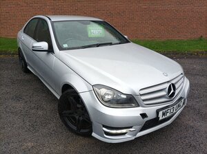 Mercedes-Benz C-Class 2.1 C220 Cdi Blueefficiency Amg Sport 4dr